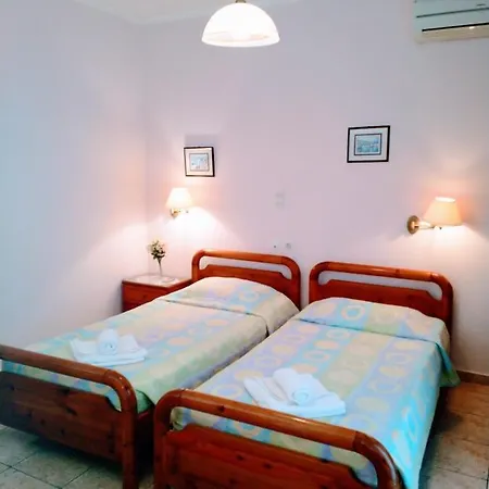 Spiros Maria Апартаменты *