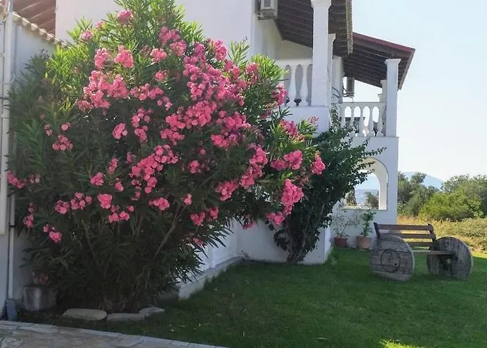 Spiros Maria Lägenhet